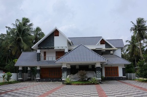 GRAFFITI, CLAY CERAMIC GLAZED (KARIKKAD, THRISSUR)